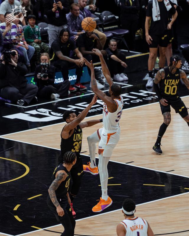 PG模拟器-双加时爆砍39分+绝杀封盖 35岁的KD仍在狂舞镰刀