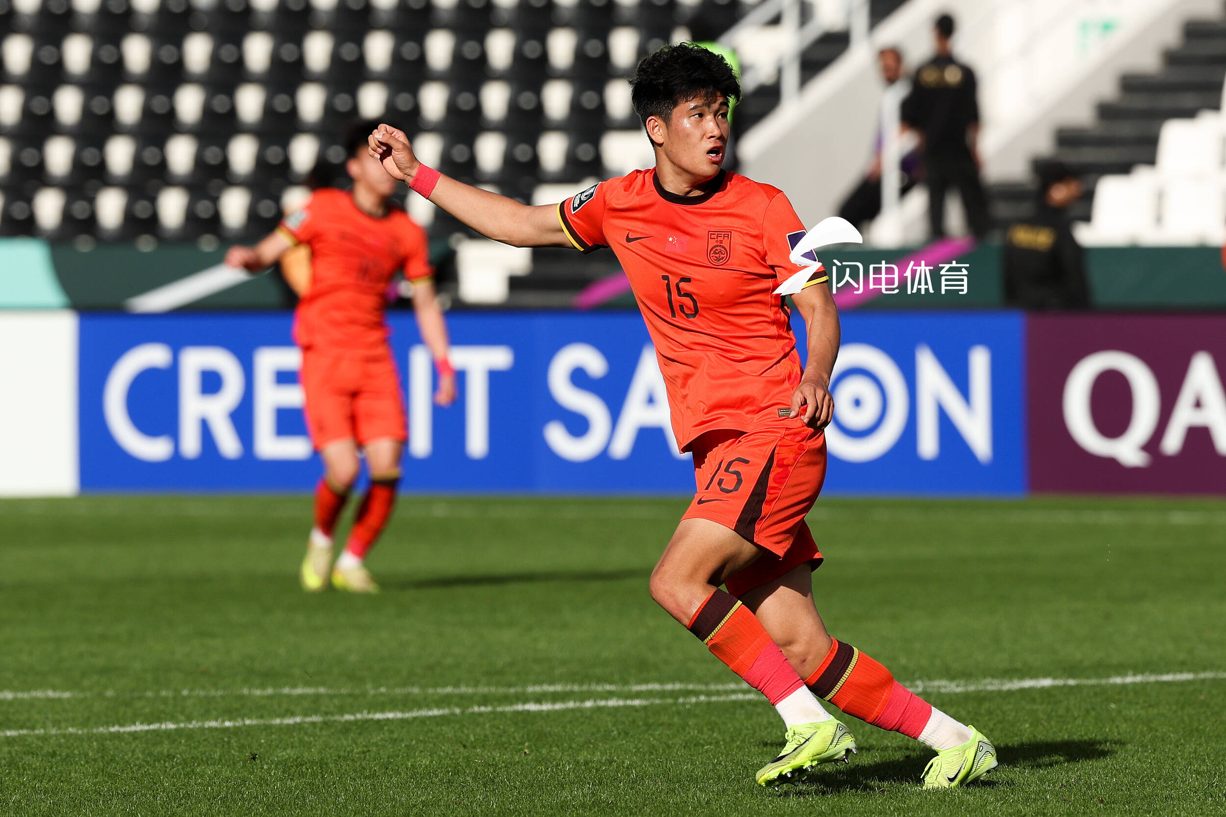 PG模拟器在线-U23国足不败晋级淘汰赛 彭啸 37 次解围成后防铁闸